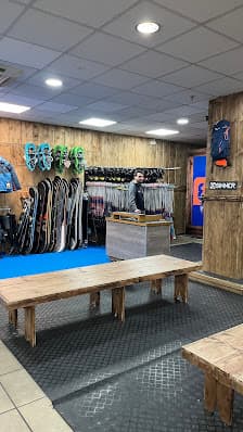 Galería de 🥇 𝐄𝐬𝐩𝐨𝐫𝐭 𝐏𝐢𝐫𝐨𝐭 𝐂𝐚𝐧𝐢𝐥𝐥𝐨 | Alquiler esquí Canillo | Andorra Ski Rental 3