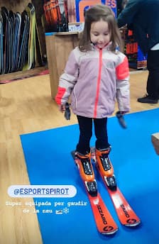 Galería de 🥇 𝐄𝐬𝐩𝐨𝐫𝐭 𝐏𝐢𝐫𝐨𝐭 𝐄𝐧𝐜𝐚𝐦𝐩 | Alquiler esquí Encamp | Andorra Ski Rental 4