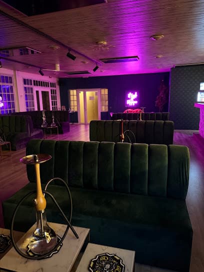 1001 Lounge Club