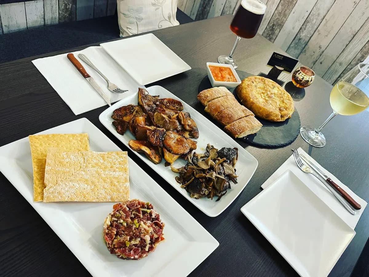 Photo Gallery: Alta Taberna Aires Gourmet 3