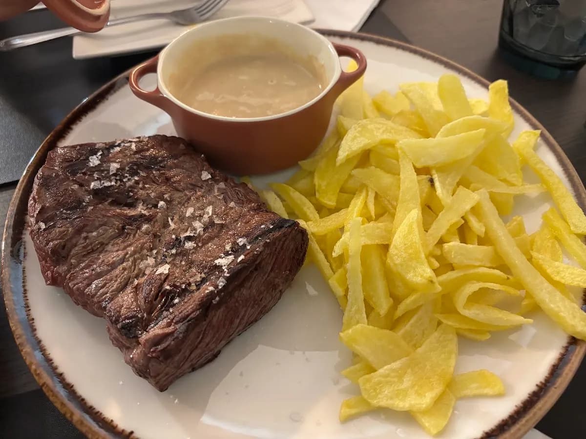 Photo Gallery: Alta Taberna Aires Gourmet 4