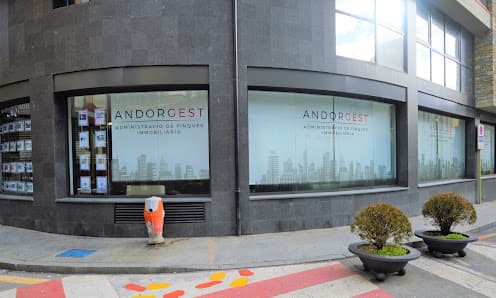 Galería de ANDORGEST - Inmobiliaria - Administración de Fincas 2