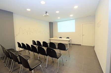 Galería de ANDORGEST - Inmobiliaria - Administración de Fincas 3