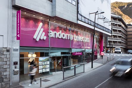 Ver galería de Andorra Telecom - Botiga