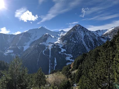 Aparcament Estació Esquí Arinsal
