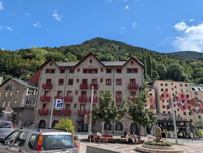 Aparcamiento de la plaza de la Iglesia