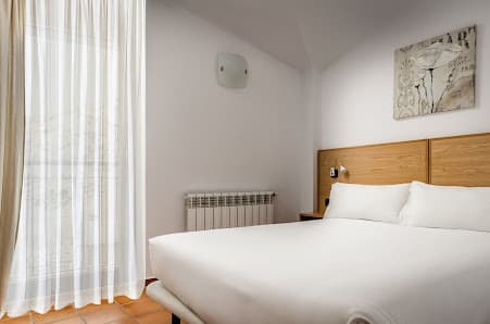 Galería de Apartamentos Prat de les Molleres 2