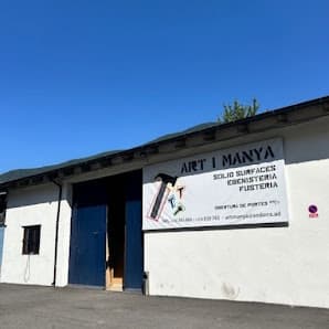 Imagen principal de Art i Manya · Cerrajero 24h y Ebanistería Andorra