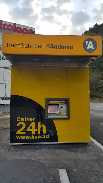 ATM 24h MoraBanc | Viena