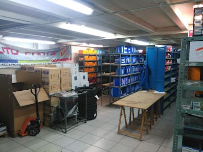 Galería de Auto Parts R 2