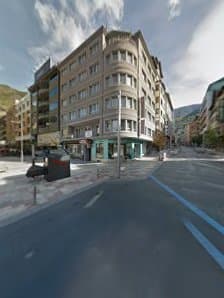 Galería de Centre Terapèutic Lourdes Guàrdia. Fisioteràpia i Osteopatia 3