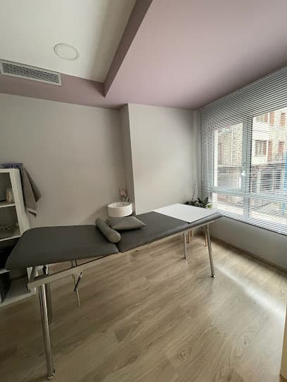 Centre Terapèutic Lourdes Guàrdia. Fisioteràpia i Osteopatia