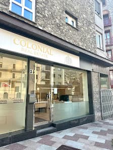 Galería de Colonial Real Estate 2