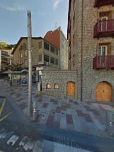 Ver galería de Colonial Real Estate