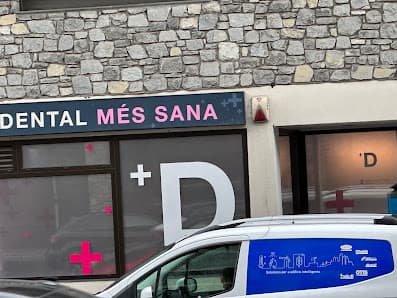 Imagen principal de Dental MES SANA