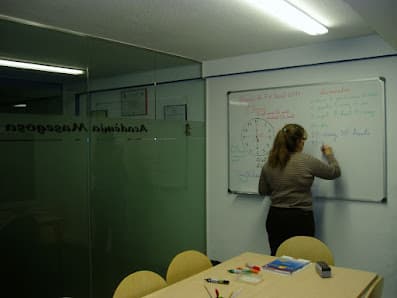 Galería de Editorial i Acadèmia Masegosa 2