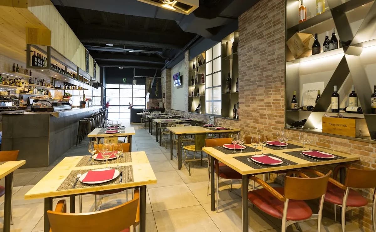 El Raïm Bar restaurant