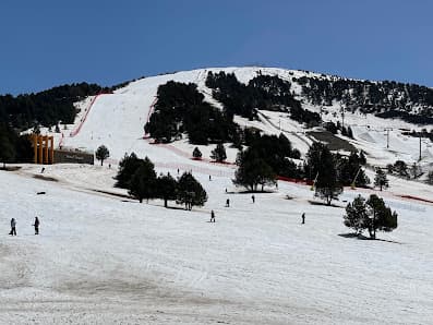 Imagen principal de Escola d'Esquí Grandvalira El Tarter - Ribaescorjada