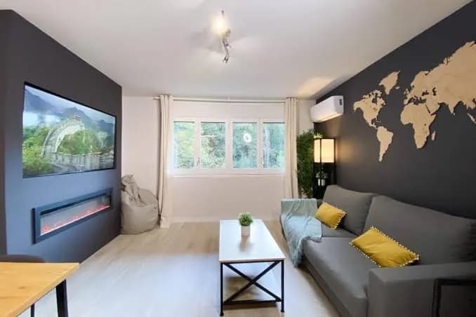Espectacular Apartamento Con Vistas En Escaldes - 10min Caminando Al Centro - Parking Gratis l by BonesVacances