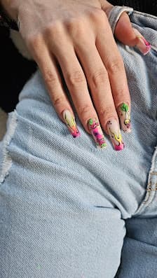 Galería de Estilisme d’ungles RM - Manicura | Pedicura | Andorra 3