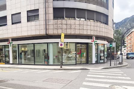Galería de Farmàcia El Cedre 2