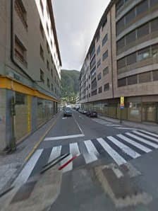 Galería de Farmàcia El Cedre 3