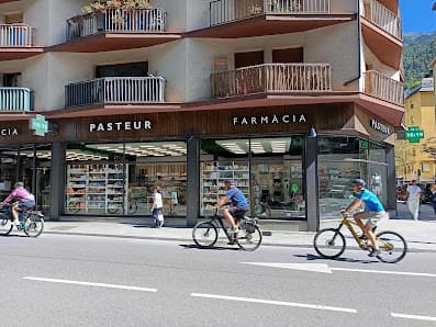 Galeria de fotos: Farmàcia Pasteur 2