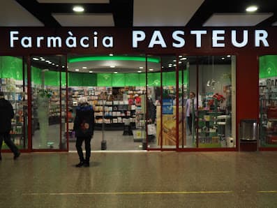Galeria de fotos: Farmàcia Pasteur CCA (Escale) 2