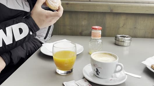 Galería de FLECA FONT 3