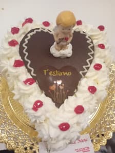Galería de GRANJA PASTISSERIA FLOR DE NEU 3