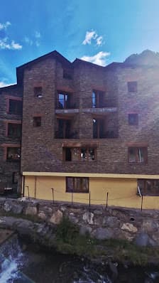 Galería de HOTEL COMAPEDROSA 4