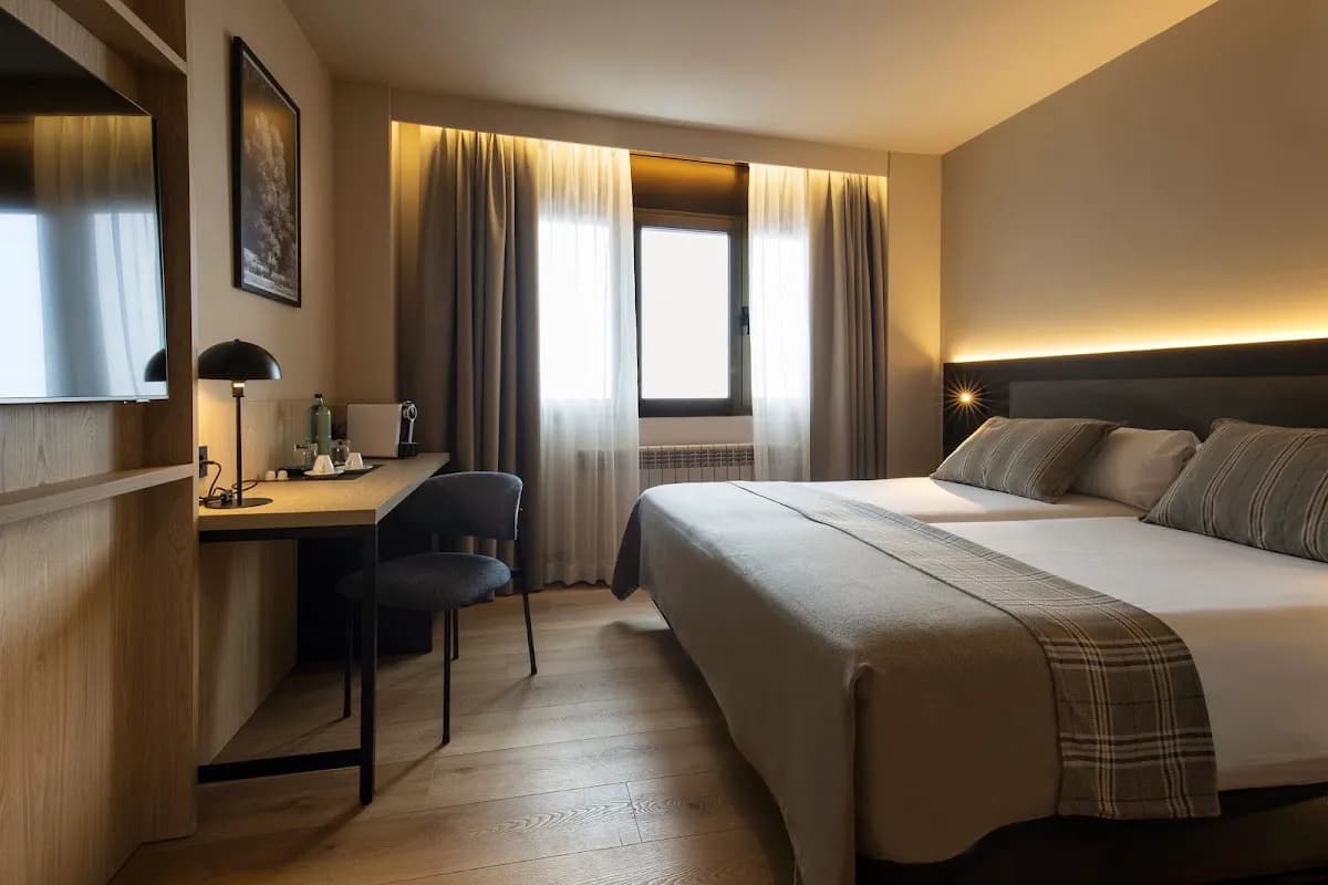 Photo Gallery: Hotel Màgic Pas by Nexta 3