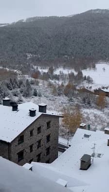 Galería de Inmobiliaria Engel & Völkers Andorra 3