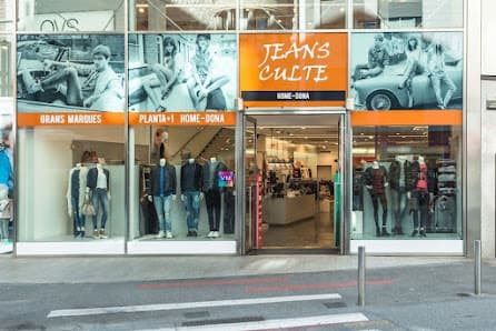 Galería de JEANS CULTE - VIA MODA 3