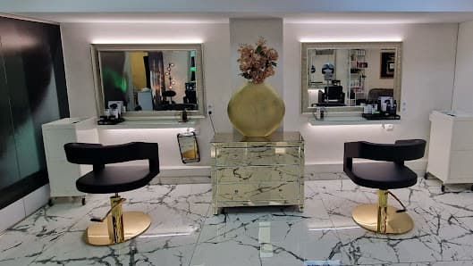 Galería de Karla Torren Andorra Peluquería Especialista En Mechas Rubias 2