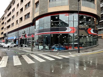 Ver galería de KARS AUTOMÒBILS