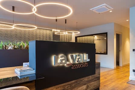 Ver galería de La Vall Associats