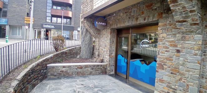 Galería de Land Immobiliària 4