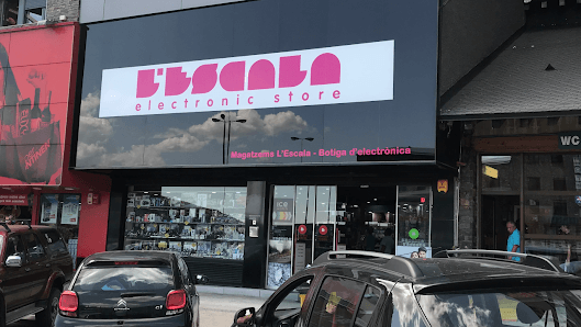 Galería de L'Escala Electronic Store 4