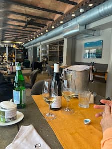 Galería de Marquet Gourmeterie - traditional restaurant and wine bar in Andorra 2