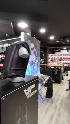 Galería de MARTIMOTOS Pas de la Casa 3
