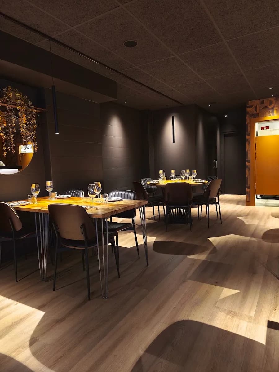 MiraKbé! Gastrobar & Restaurant