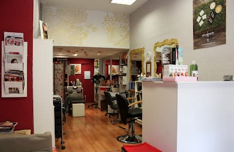 Imagen principal de MONTSE GONZALEZ PERRUQUERS