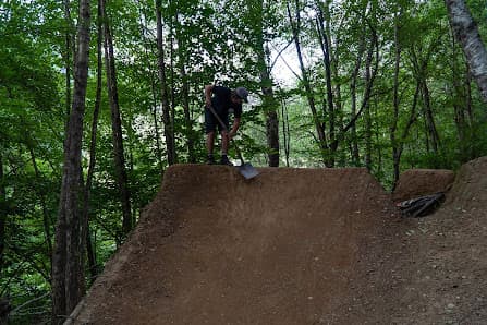 Galería de Mountain Shapers MB 2