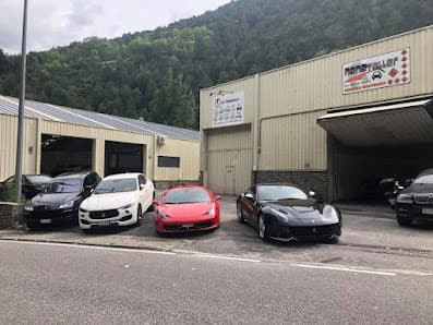 Galería de Nene Taller Mécanica 3