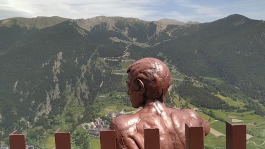 Galería de Parking Mirador del Roc Del Quer 3