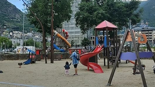 Galería de Parque infantil Prat del Roure 3