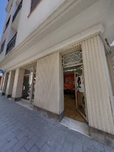 Galería de Perruqueria Canòlich 3