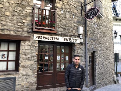 Imagen principal de Perruqueria Enrico