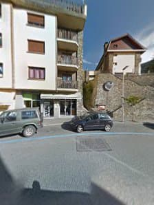 Galería de PERRUQUERIA IZAN 2